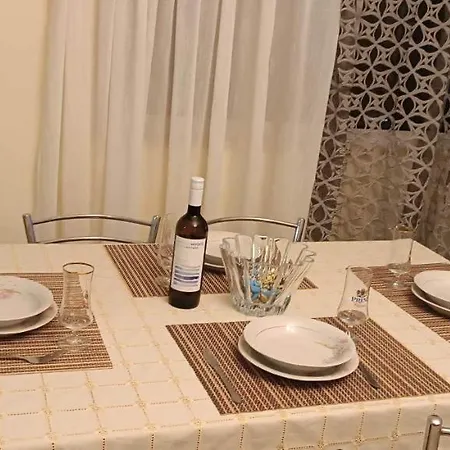 Διαμέρισμα Sunflower House *